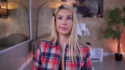 Eva online show from 03-18-26, 09:18