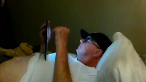 Snapshot of eve1luvsray chatting on 12-21-25, 07:32 eve1luvsray online show from 12-21-25, 07:32