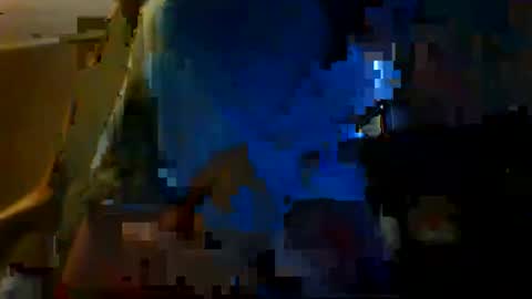 Snapshot of eve1luvsray chatting on 03-12-26, 09:10 eve1luvsray online show from 03-12-26, 09:10