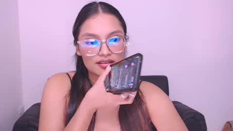 Snapshot of eve_rox18 chatting on 01-07-25, 10:01 Eve Rox18 online show from 01-07-25, 10:01