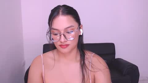 Snapshot of eve_rox18 chatting on 02-02-25, 10:02 Eve Rox18 online show from 02-02-25, 10:02