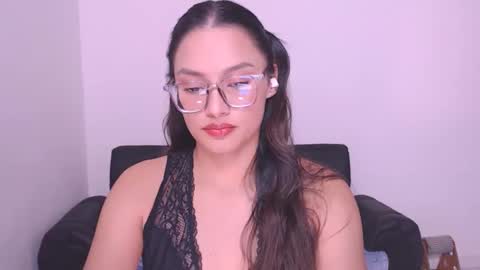 Snapshot of eve_rox18 chatting on 02-05-25, 07:39 Eve Rox18 online show from 02-05-25, 07:39