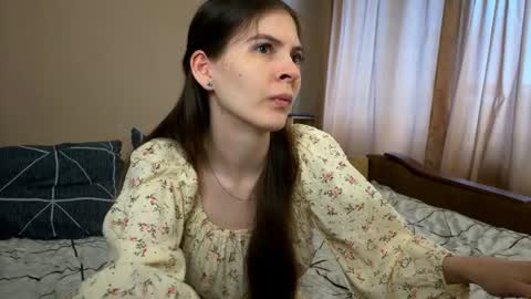 Snapshot of eveandrobert chatting on 07-03-26, 03:18 EveRobert online show from 07-03-26, 03:18