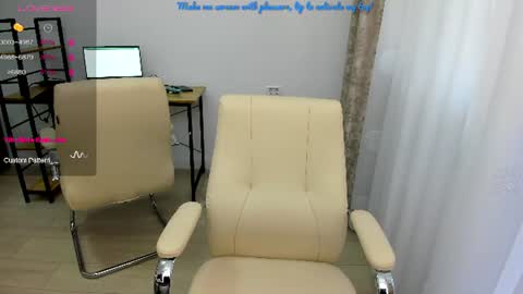 Snapshot of eveeevian chatting on 07-20-26, 10:39 eveeevian online show from 07-20-26, 10:39