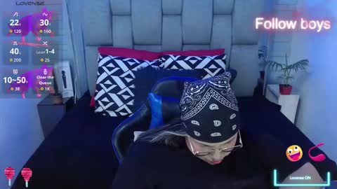 evelin zaens online show from 11-22-25, 05:50