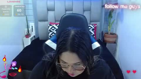 evelin zaens online show from 06-11-26, 03:37