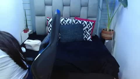 evelin zaens online show from 07-01-26, 03:41
