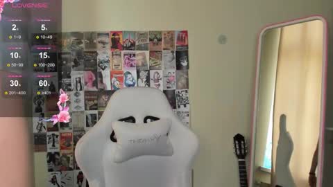 Evelina online show from 02-22-26, 05:08