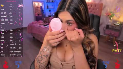 Snapshot of eveline_figeroa chatting on 12-01-25, 06:57 Eveline online show from 12-01-25, 06:57