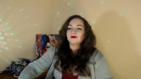 Snapshot of evelineli chatting on 02-21-25, 02:48 Lydia online show from 02-21-25, 02:48