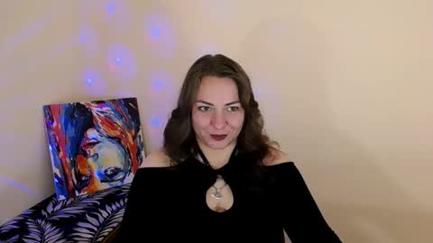 Snapshot of evelineli chatting on 10-03-25, 11:02 Lydia online show from 10-03-25, 11:02