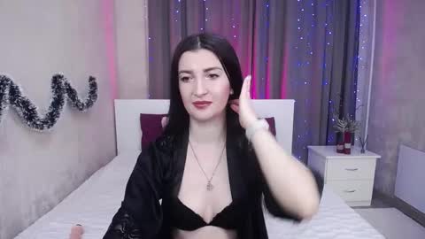 Evelin online show from 01-15-26, 06:40