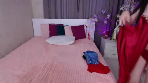 Evelin online show from 06-24-26, 08:57