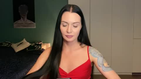 Snapshot of evelingoddess chatting on 10-07-25, 08:17 your Love online show from 10-07-25, 08:17