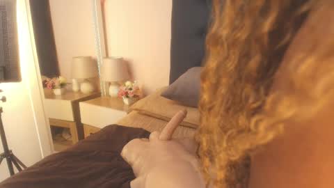 DAYANITA online show from 04-28-26, 07:08