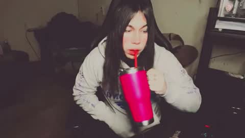 Snapshot of evelyn420521 chatting on 02-18-26, 07:59 evelyn420521 online show from 02-18-26, 07:59