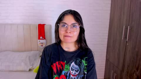 EVE online show from 12-24-24, 04:11