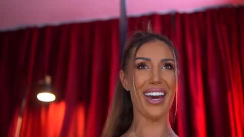 Evelyn online show from 11-08-25, 07:34