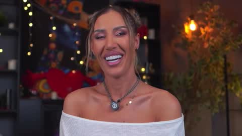 Evelyn online show from 03-16-26, 07:07