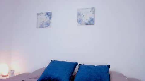 Snapshot of evelyn_montoya chatting on 03-28-26, 11:54 Evelyn online show from 03-28-26, 11:54