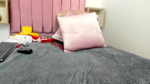 evelyn_morgan1 online show from 01-18-25, 05:31