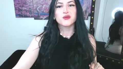 Julieta online show from 10-28-25, 03:32