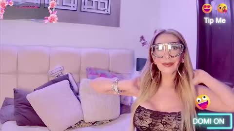 Snapshot of evelynagrey chatting on 01-17-26, 09:25 EvelynaGrey online show from 01-17-26, 09:25