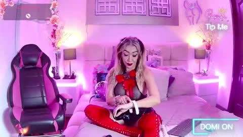 Snapshot of evelynagrey chatting on 02-07-26, 05:55 EvelynaGrey online show from 02-07-26, 05:55