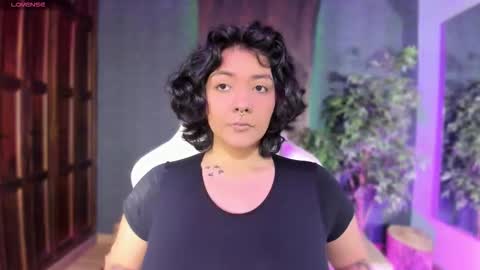  Evelyn  online show from 11-05-25, 10:59