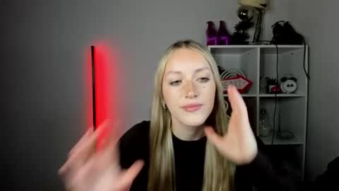 evelynblond online show from 06-16-26, 12:41