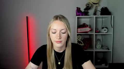 evelynblond online show from 06-30-26, 12:39