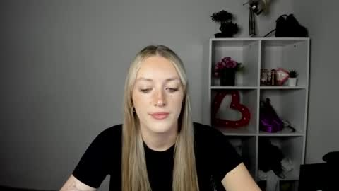 evelynblond online show from 07-22-26, 12:52