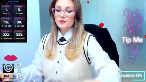 evelyne_rose online show from 04-08-26, 02:00