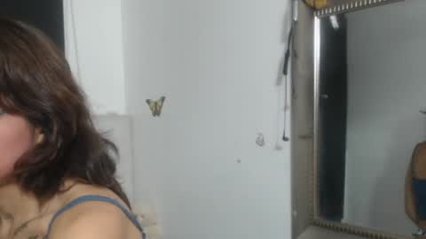 Evelyne online show from 04-05-26, 03:58