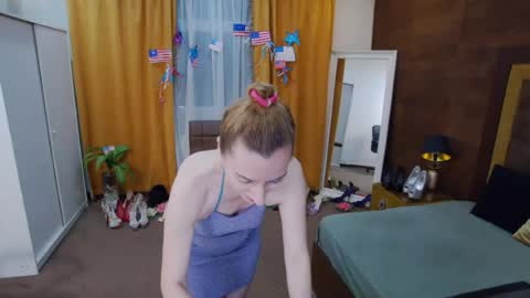 evelynreagan online show from 07-25-26, 06:11