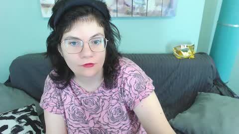 Everly online show from 01-28-25, 11:06