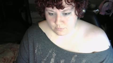 Snapshot of evermoreeve chatting on 06-14-26, 08:27 evermoreeve online show from 06-14-26, 08:27
