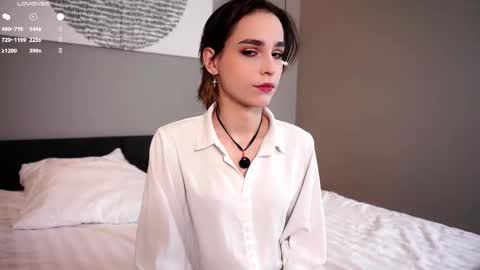 Anita online show from 10-20-25, 03:40