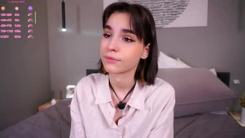 Anita online show from 11-25-25, 04:34