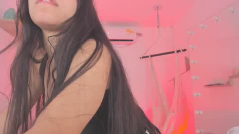 Snapshot of everyh chatting on 12-12-24, 11:58 Sophia online show from 12-12-24, 11:58