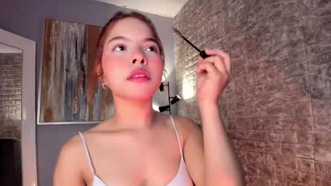 Snapshot of everyh chatting on 02-24-25, 07:41 Sophia online show from 02-24-25, 07:41