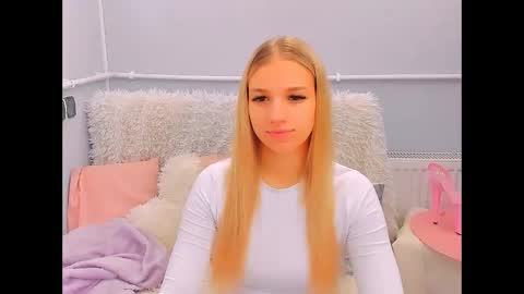 Snapshot of evettegold chatting on 02-26-26, 03:44 Eve online show from 02-26-26, 03:44