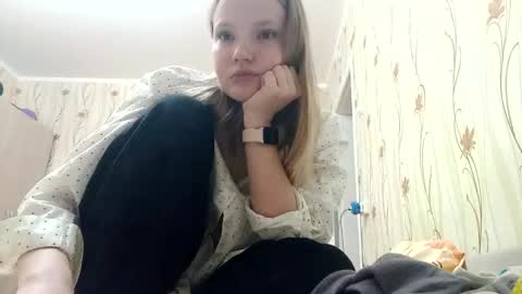 Snapshot of evgeniy_anna chatting on 03-11-26, 08:04 Evgeniy and Anna online show from 03-11-26, 08:04