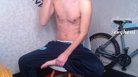 Snapshot of evgheni chatting on 02-10-25, 03:21 Johnny online show from 02-10-25, 03:21