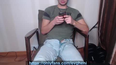 Snapshot of evgheni chatting on 02-05-26, 03:27 Johnny online show from 02-05-26, 03:27