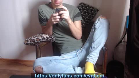 Snapshot of evgheni chatting on 02-07-26, 08:51 Johnny online show from 02-07-26, 08:51