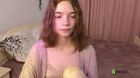 Snapshot of evi_brook chatting on 10-15-25, 01:55 evi_brook online show from 10-15-25, 01:55