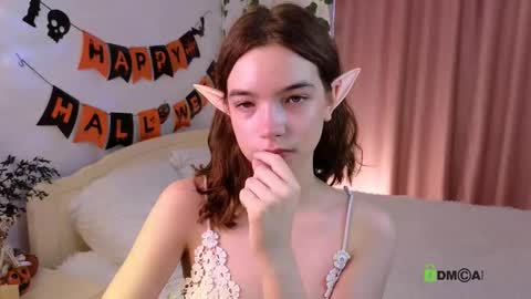 Snapshot of evi_brook chatting on 10-29-25, 08:38 evi_brook online show from 10-29-25, 08:38