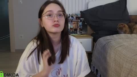 Snapshot of evi_woow chatting on 01-27-25, 04:43 evi_woow online show from 01-27-25, 04:43