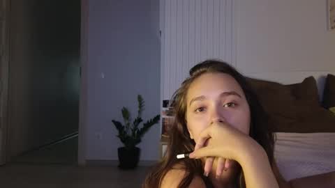 Snapshot of evi_woow chatting on 09-15-25, 09:26 evi_woow online show from 09-15-25, 09:26